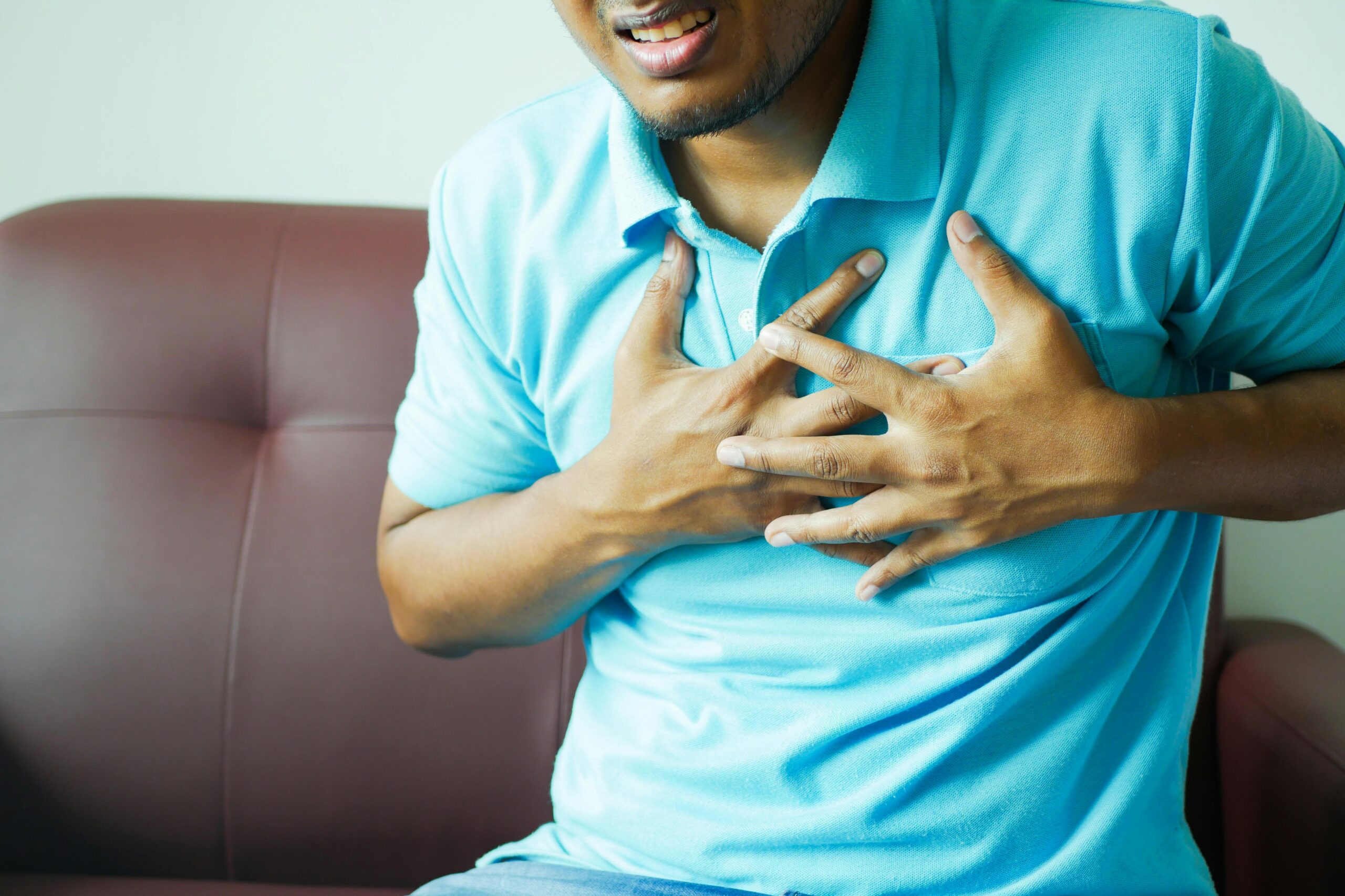 pain-in-heart-signs-and-symptoms-socialpulse